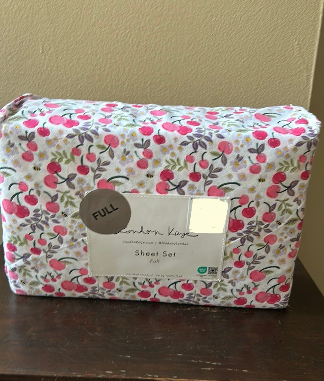 London Kaye sheet Set Themed Cherry Print Full Size New Floral