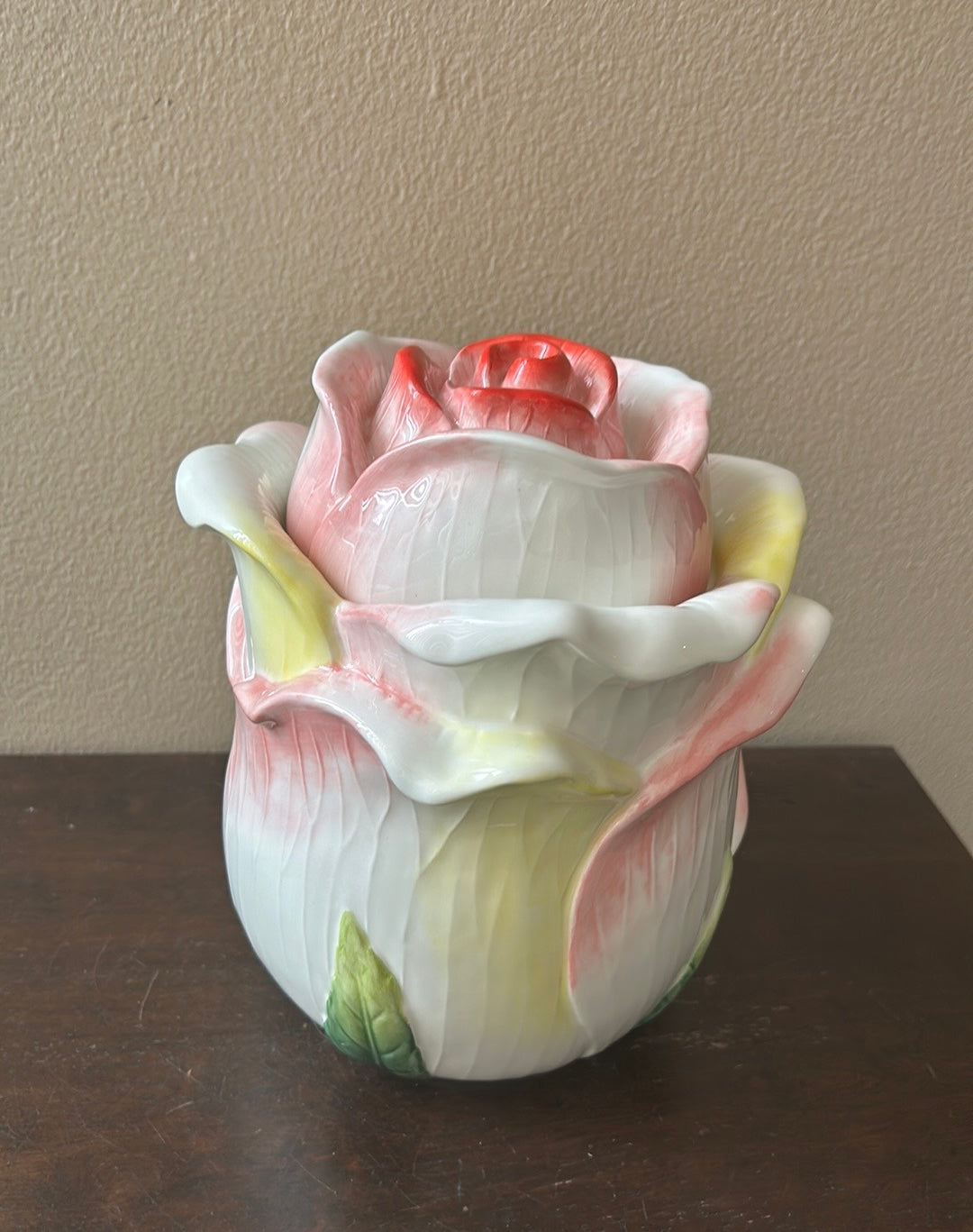 Beautiful Rose Shaped Cookie Jar New Spring Collection