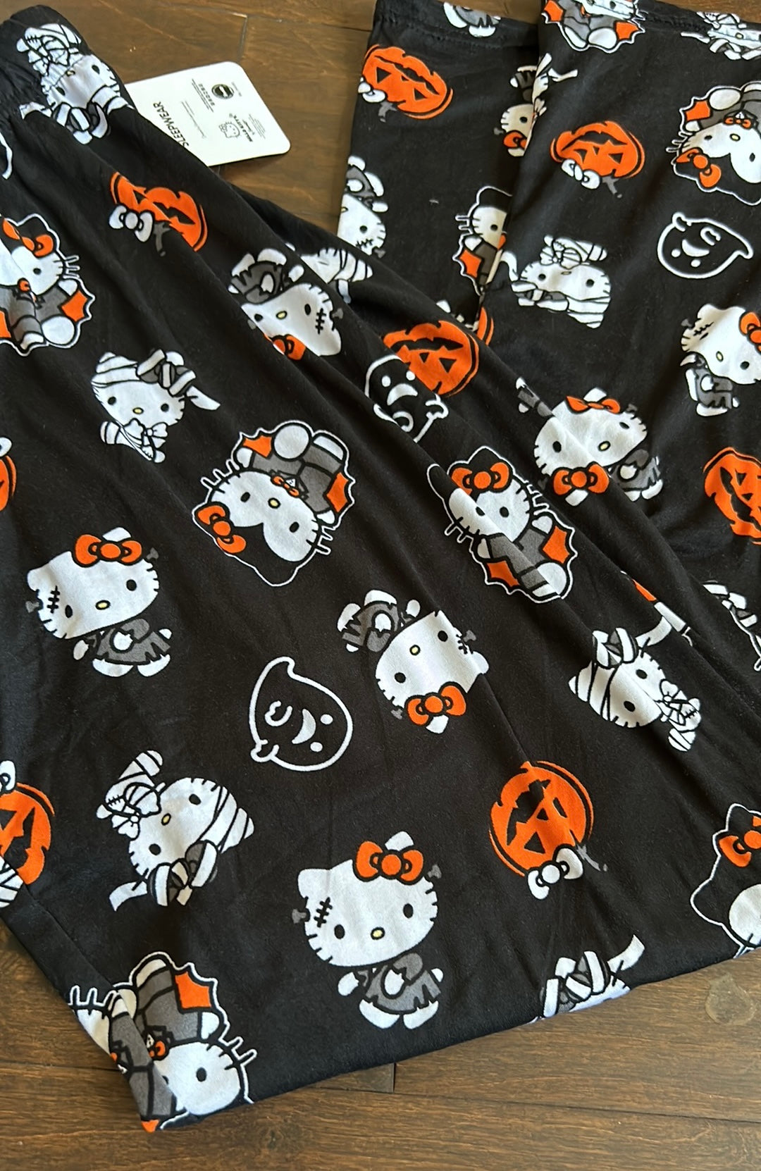 Hello Kitty Halloween Pajama Pants HALLOWEEN SKELETON Mummy Sanrio Pumpkin