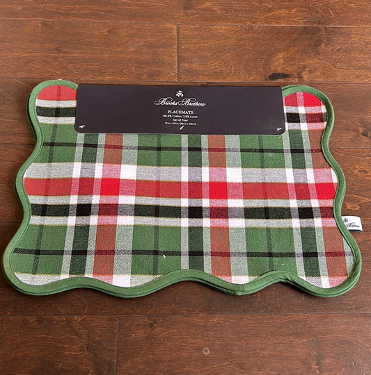 Brooks Brothers Set Of 4 Christmas Placemats Plaid Red Green New Scalloped Lurex