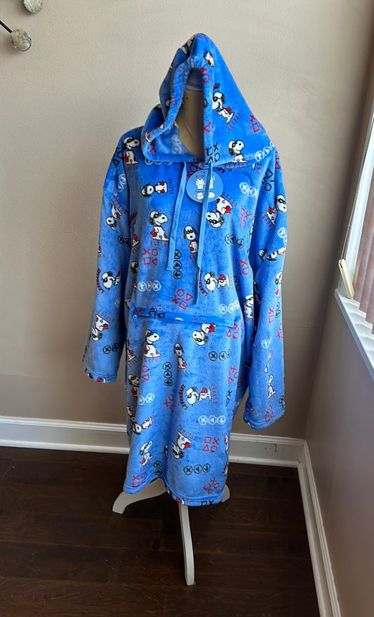 Peanuts Snoopy Unisex OS Blanket Hoodie New Plush Valentines XO Blue