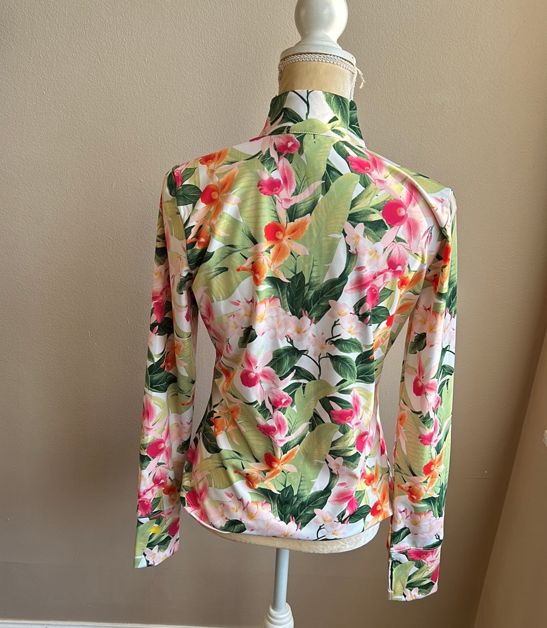 Tommy Bahama Women's Full-Zip UPF 50 Golf Beach Shirt Tropical Multi NWT Sz M