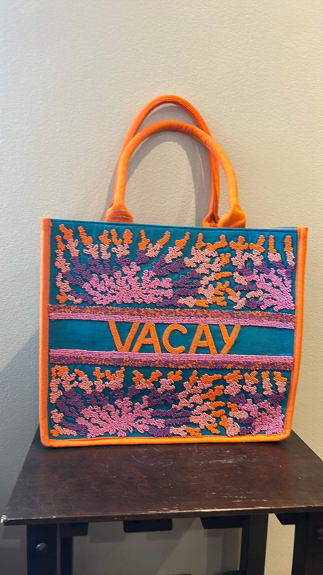 America & Beyond Caribbean Vacay Tote Bag Beaded New