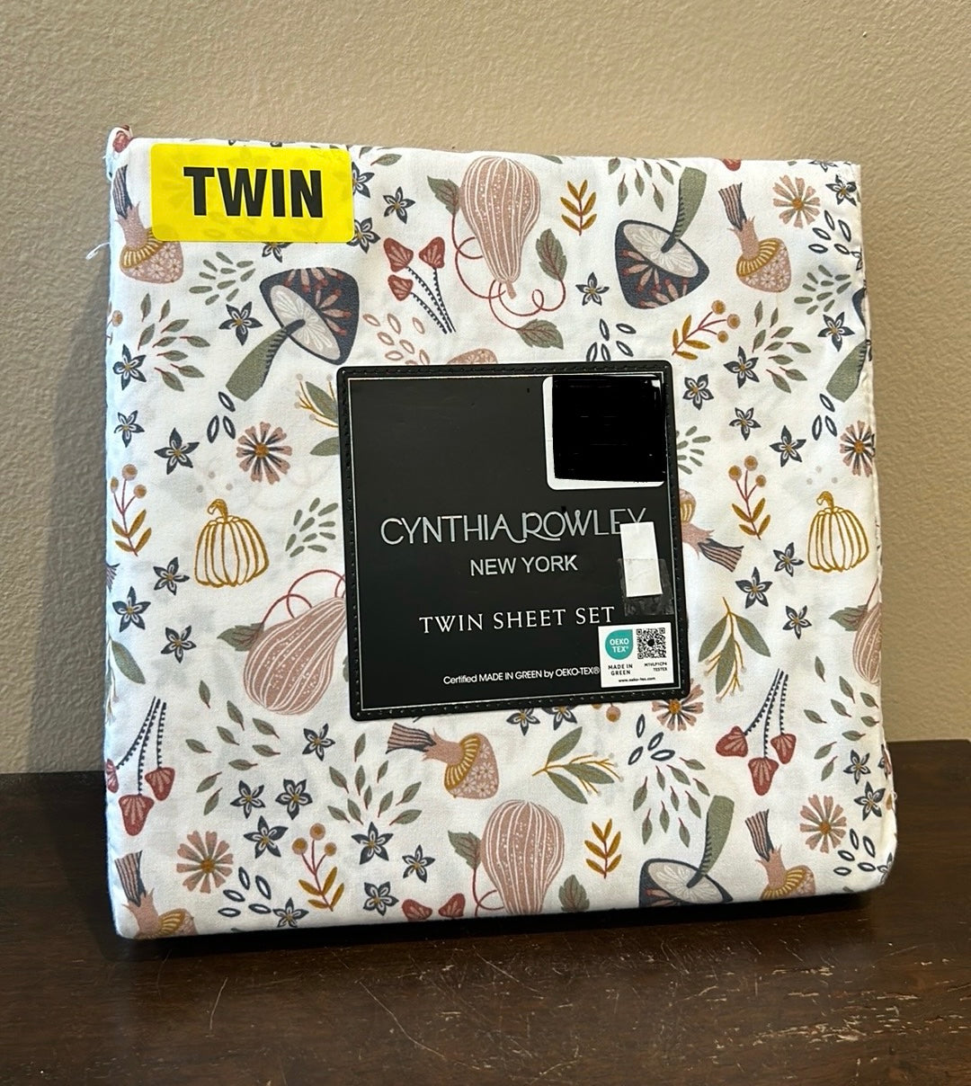 New Cynthia Rowley Cute Fall Pumpkins 3 Piece Twin Sheet Set Mushrooms Floral