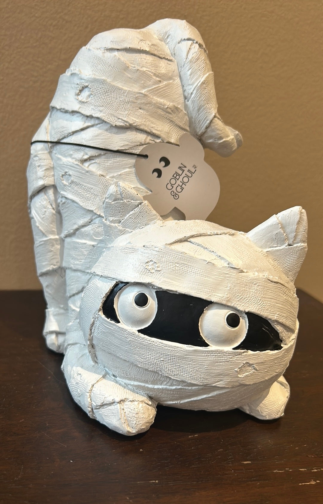 Goblin & Ghoul Cat Mummy Crouched Halloween Black White New