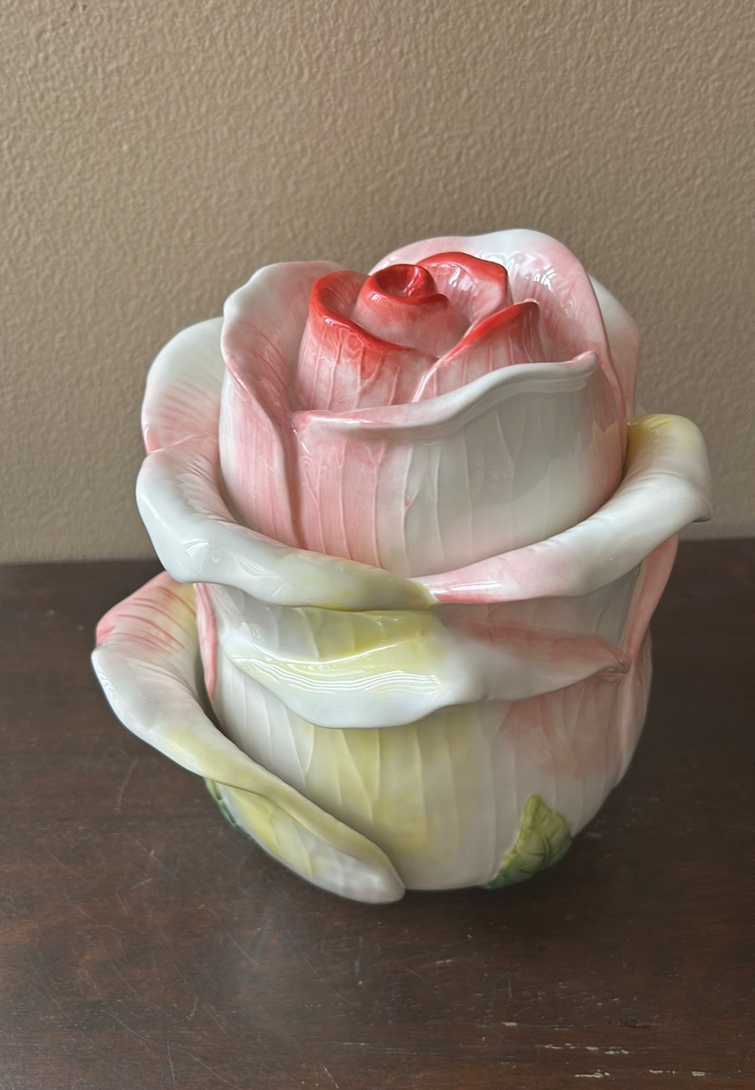 Beautiful Rose Shaped Cookie Jar New Spring Collection