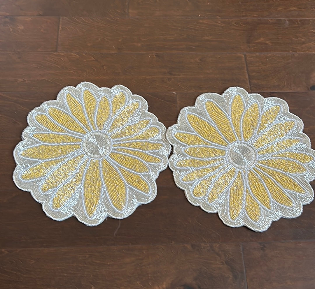 Tahari Set Of 2 Beaded Chargers Floral New Spring Summer Yellow Scalloped