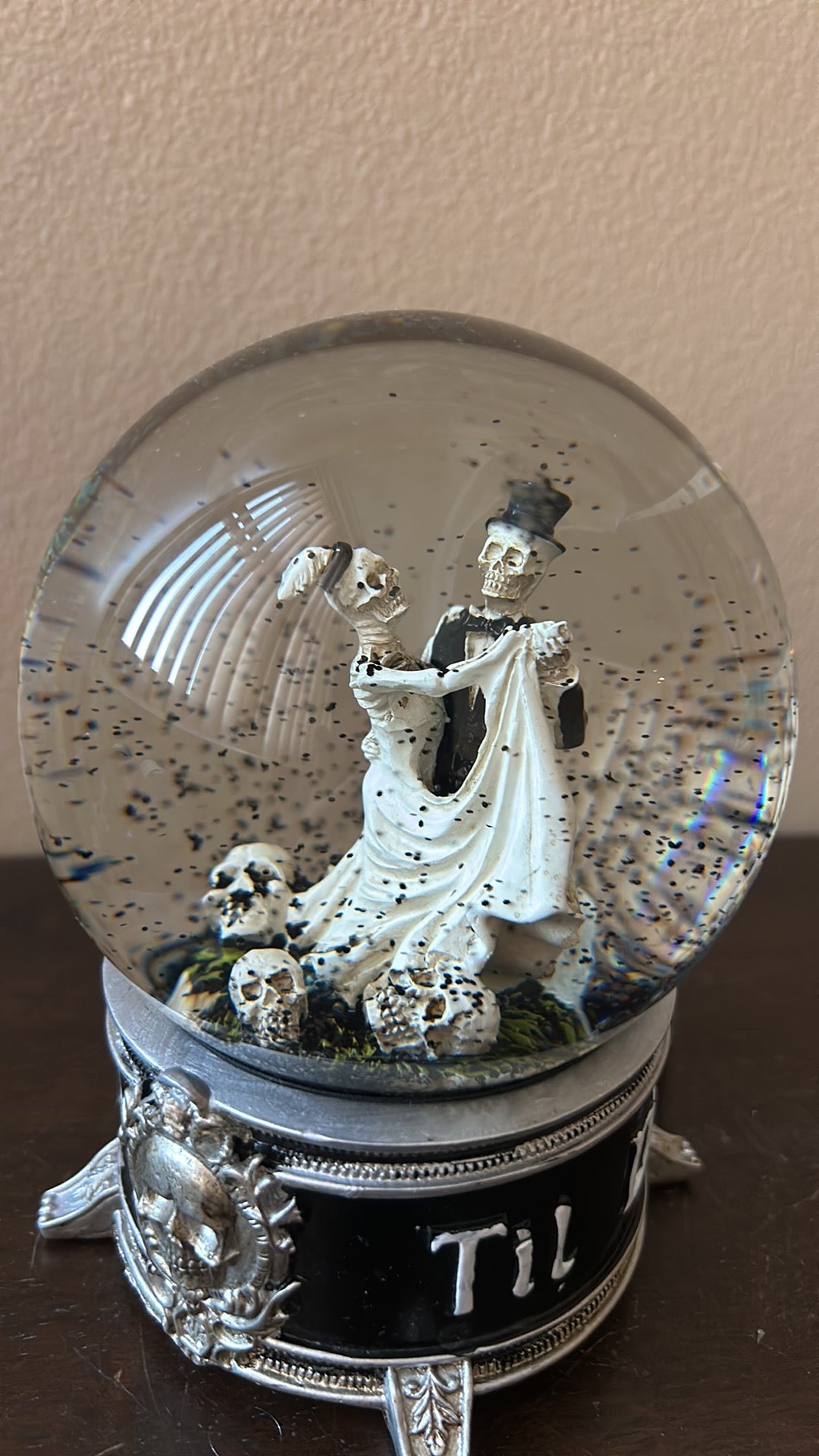 Moonlight Manor Till Death Do Us Apart Snowglobe Musical New