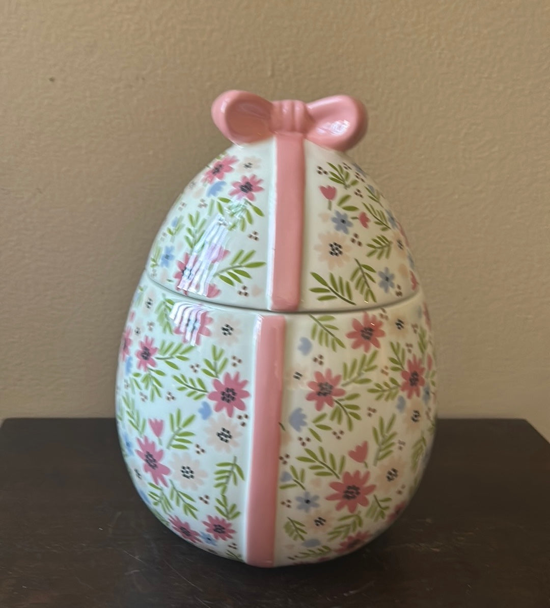 Connections Ceramic Pink & White Floral Egg Cookie Jar NEW Easter spring