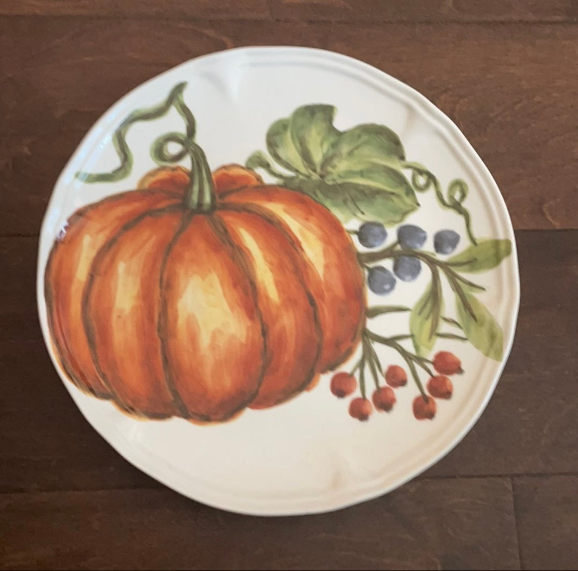 NEW Maxcera Set Of 4 Pumpkin  Thanksgiving  Salad Plates